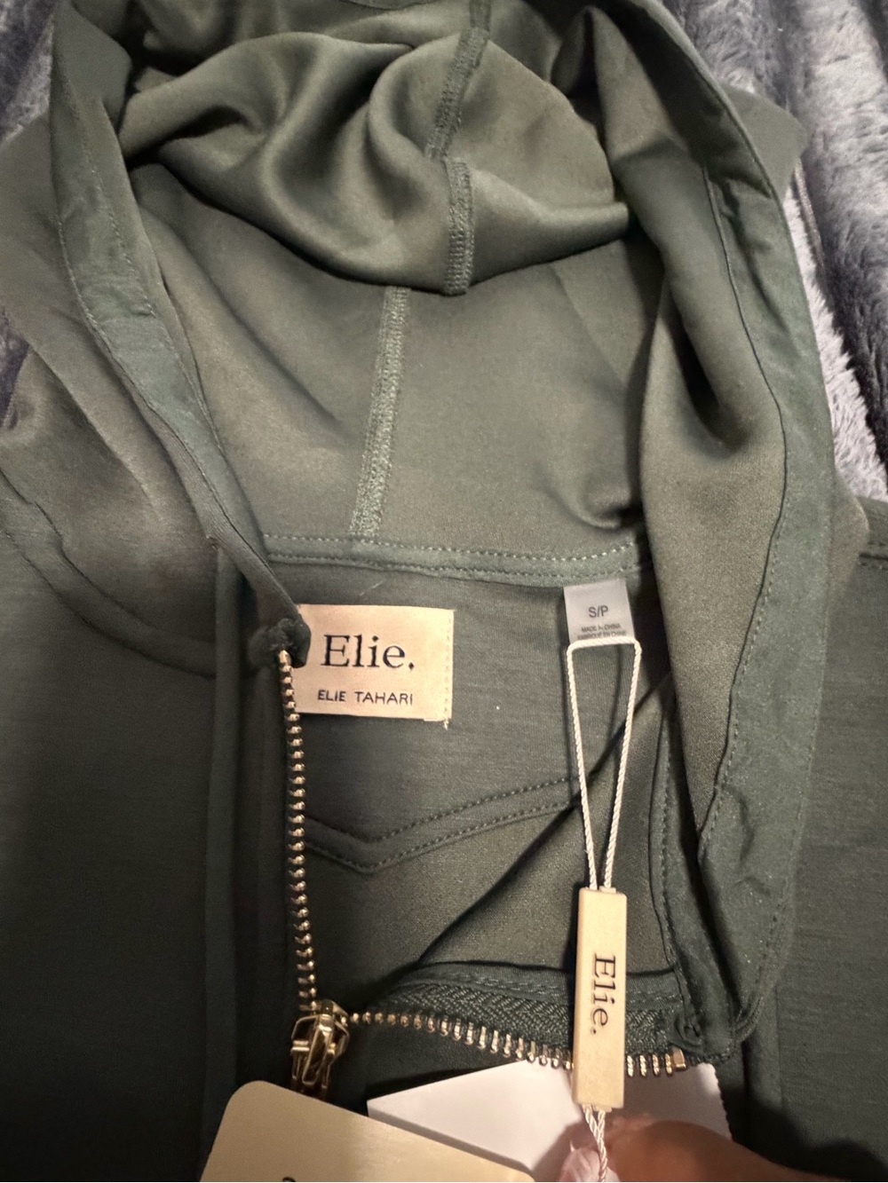Elie Tahari Olive Wide-Leg Drawstring Pants - Picture 3 of 11